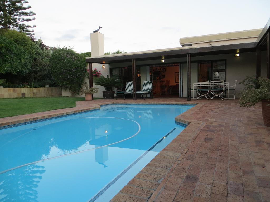 Majorca House Panzió Somerset West Kültér fotó