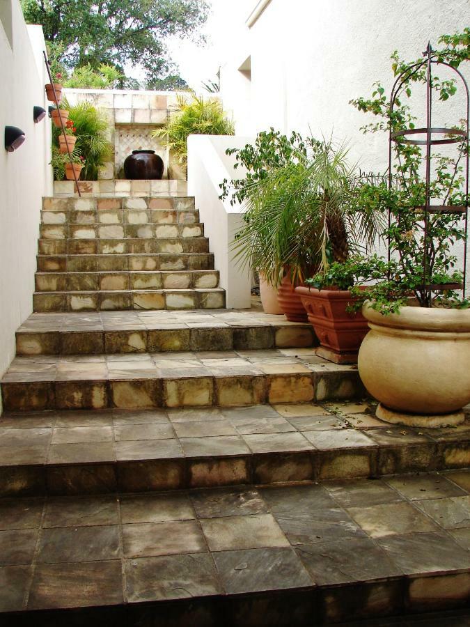 Majorca House Panzió Somerset West Kültér fotó